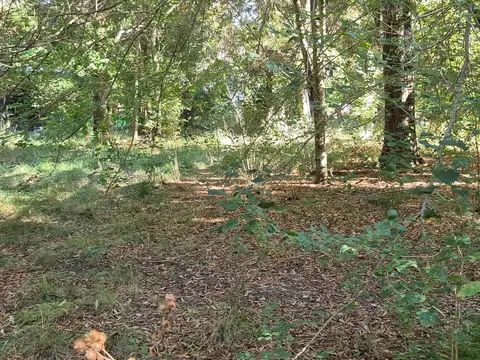 LOTE EN CHASCOMUS CERCA DE LA LAGUNA