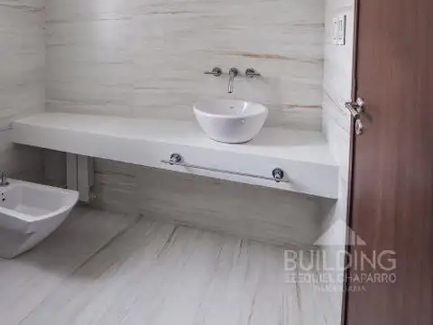 Departamento 5 ambientes con 2 baños