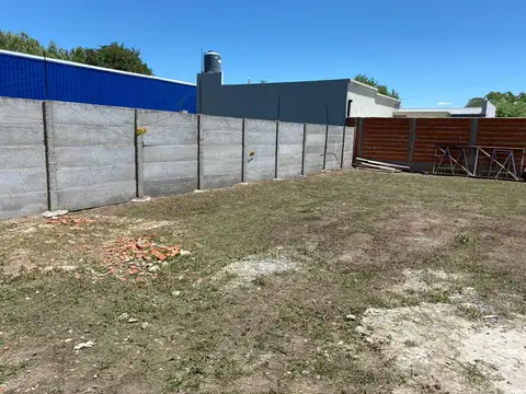 Terreno en Venta 10  mts Fondo