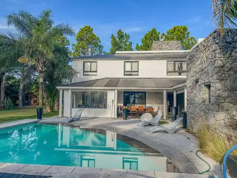 Escribano Francisco Vazquez 3500