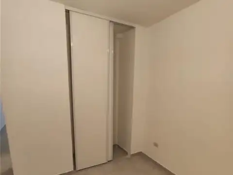 Departamento en Alquiler en Villa Centenario, $ 380.000