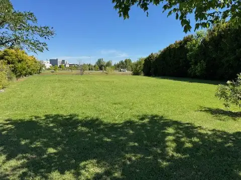 Terreno en Venta en El Cantón - Barrio Islas, USD 98.000