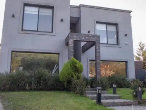 Casa venta Barrancas de Santa María