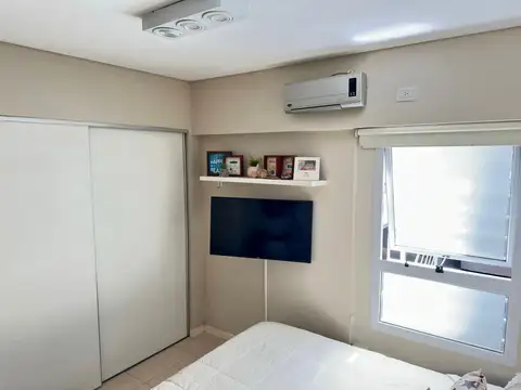 Excelente Departamento dos ambientes nuevo con balcón, opción cocheras. Impecable!