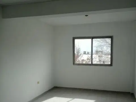 Departamento en Alquiler en Luis Agote, $ 350.000