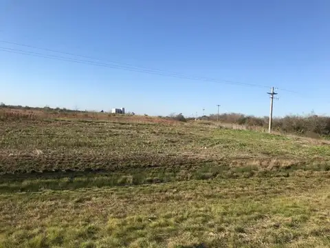 RUTA NAC 12 ( E. R.)  zona de chacras 100