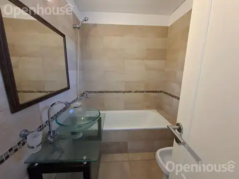 Venta y Alquiler Anual  monoambiente con jardin y cochera -Alto del Molino .- La Lonja.- Pilar
