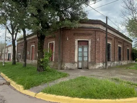 PROPIEDAD HISTORICA A REFACCIONAR, LOPEZ, SANTA FE