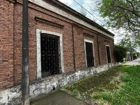 CORRIENTES Y SAN MARTIN 100