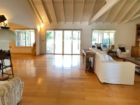 Casa en Alquiler Temporal al Oeste