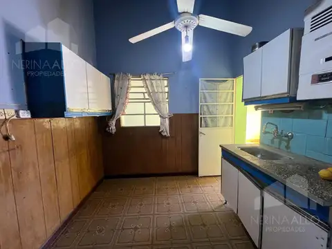 VENTA CASA CUATRO AMBIENTES ITUZAINGO BARRIO AERONAUTICO REFACCIONAR