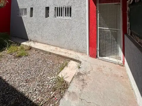 Oficina en Alquiler en Villa San Carlos, $ 500.000