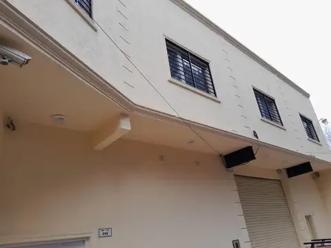 Oficina Monoambiente con 4 baños
