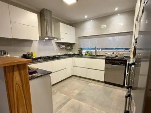 Casa en Venta de 4 dormitorios