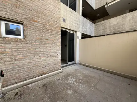 Loft en alquiler con patio moderno a estrenar super amplio