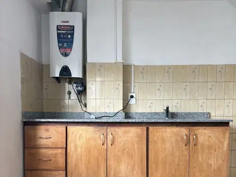 PH de 3 ambientes c/ amplia terraza en Lanús E. ¡sin expensas!