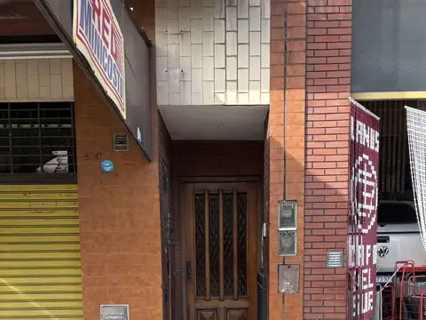 Depto Tipo Casa en Alquiler de 3 ambientes