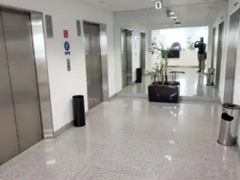 Oficina en venta - Torre Bouchard - San Nicolas