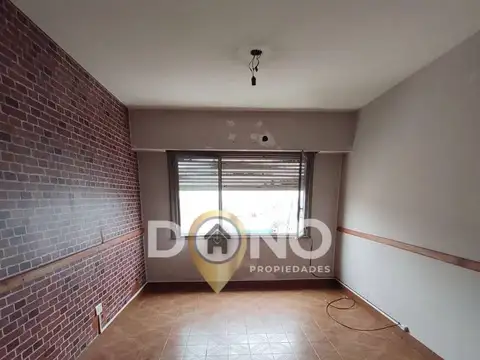 Departamento - Venta - Argentina, Lomas de Zamora - Prensa argentina 1980