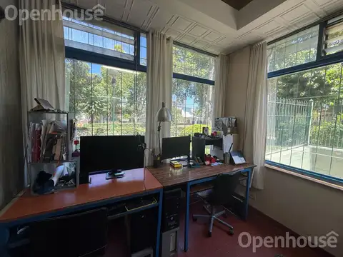 Local en venta en Villa Urquiza . 52 Mts2 , Excelente Ubicacion .
