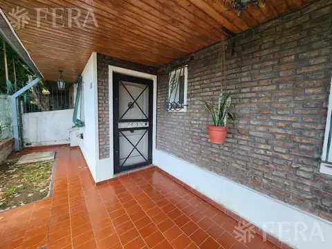Casa en Venta con 1 cochera