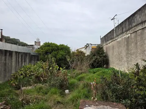 Terreno en Venta, FOT 1,6