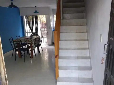Depto Tipo Casa en Venta de 3 ambientes