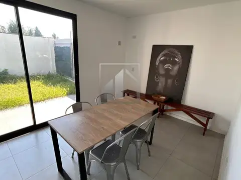 Casa en Venta en Miradores De Manantiales, USD 145.000