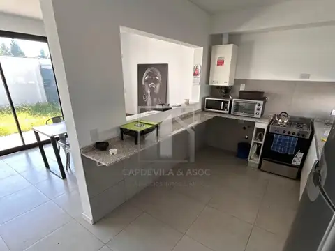 Housing De Miradores