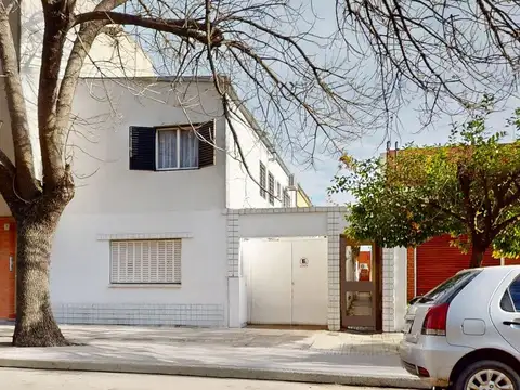 PH 3 ambientes en alquiler calle 39 en La Plata