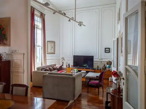 Venta Departamento 4 ambientes  y estudio Barracas