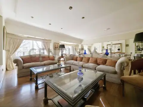 Departamento en Venta de 5 ambientes