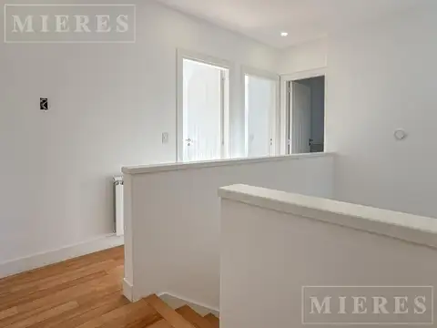 Casa en Venta en Golf, USD 420.000