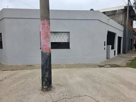27 De Febrero 5400