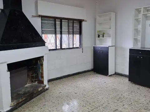 Casa en Alquiler en Triangulo, $ 850.000