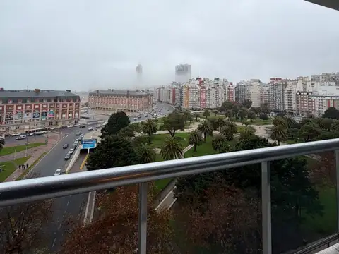 Venta Departamento 2 ambientes Balcón y Plena Vista al Mar. Centro