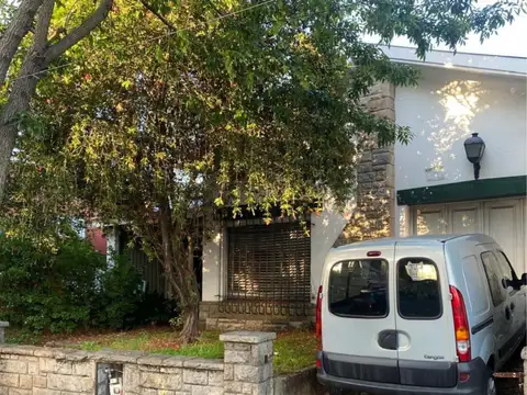 Venta casa 3 ambientes en Victoria