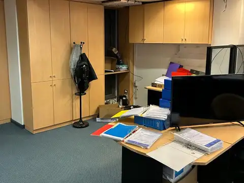 Av Leandro N.Alem 700, Piso 1ro