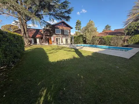 Av de los Roble 4