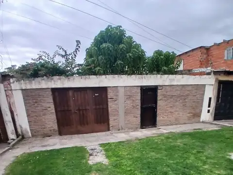 OPORTUNIDAD CASA EN BARRIO SAN MARTIN