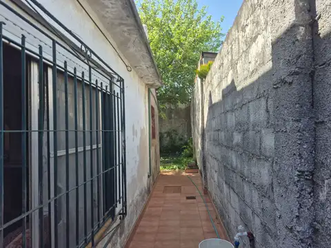 Depto Tipo Casa en Venta en Remedios De Escalada, USD 40.000