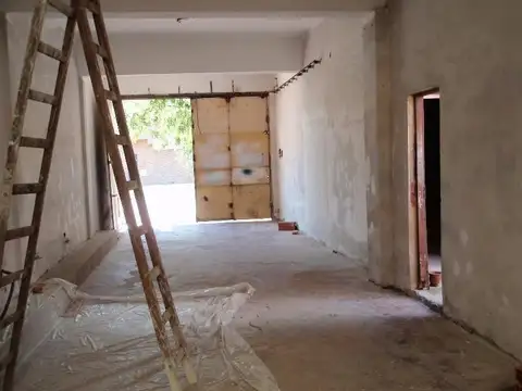 Galpon en Venta 30  mts Fondo