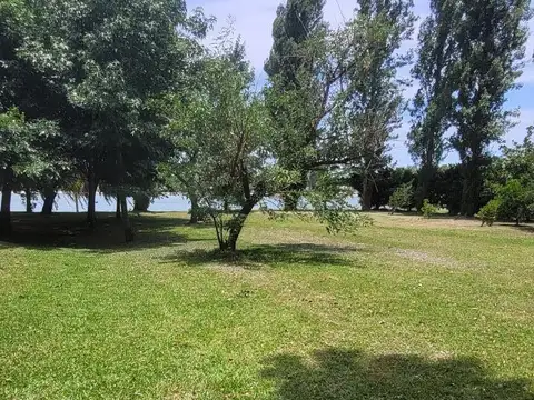 LOTE EN ISLA DEL ESTE
