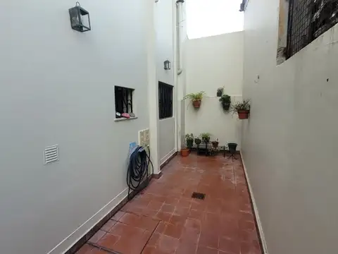 Depto Tipo Casa en Venta al Oeste