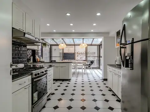 Depto Tipo Casa en Venta de 4 dormitorios