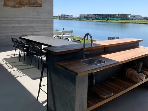 Casa en Venta al Noroeste