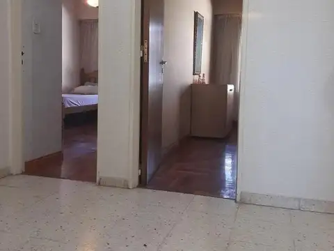 VENTA CHALET 3 AMB. CON DEPENDENCIAS EN PALOMAR