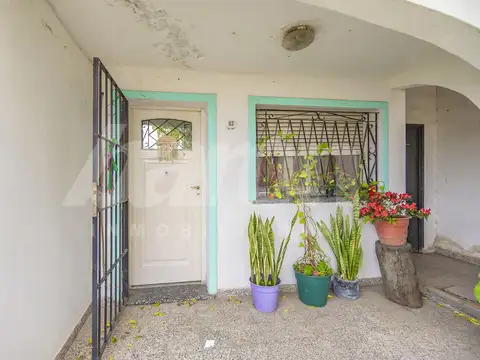 Casa 3 ambientes con 1 baño