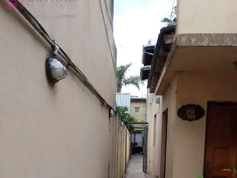 Depto Tipo Casa en Venta de 3 ambientes