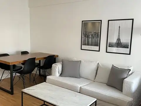 Ciudad de la Paz al 151, 1° piso, depto. 102